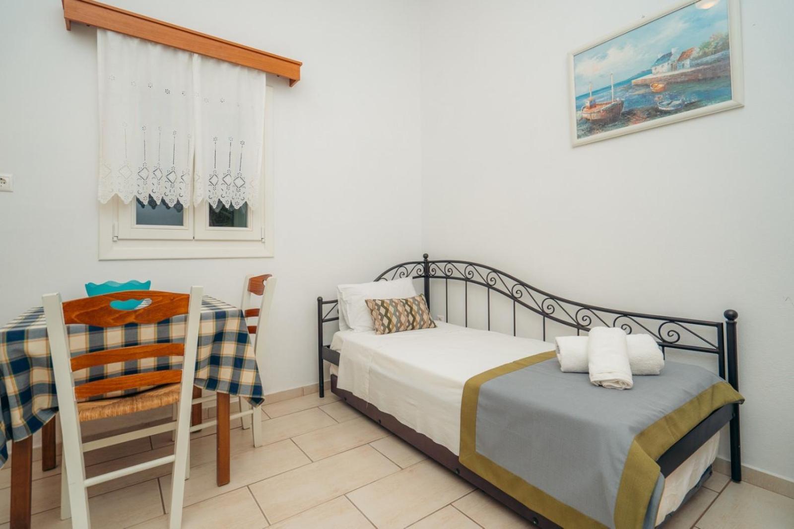 Arhontou Hotel อพอลโลเนีย ภายนอก รูปภาพ